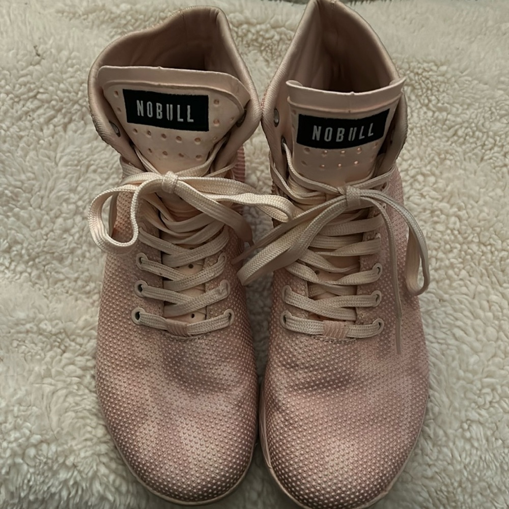 Woman size 8.5 light pink camo No bull shoes